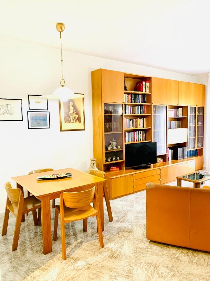 Via Solaro, Appartamento In Pieno Centro Formia Ngoại thất bức ảnh