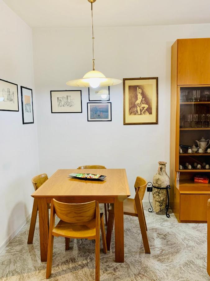 Via Solaro, Appartamento In Pieno Centro Formia Ngoại thất bức ảnh
